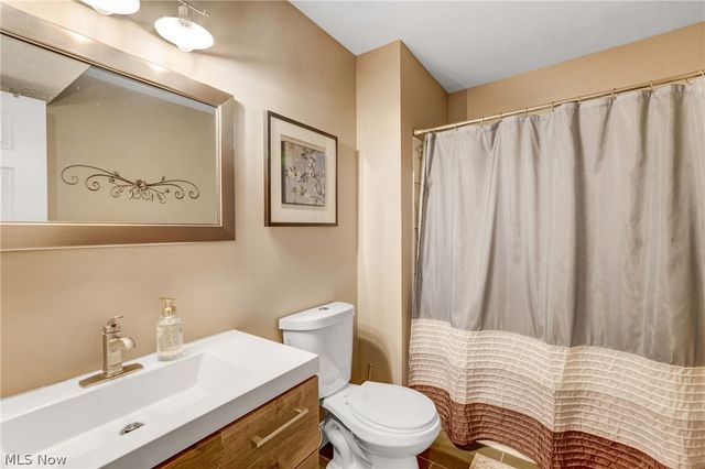 25016 Mill River Road, Olmsted Falls, OH 44138