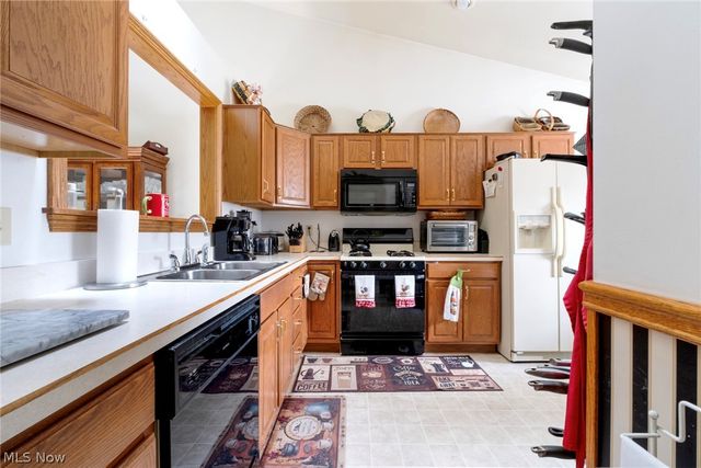 344 Myron Street, Hubbard, OH 44425
