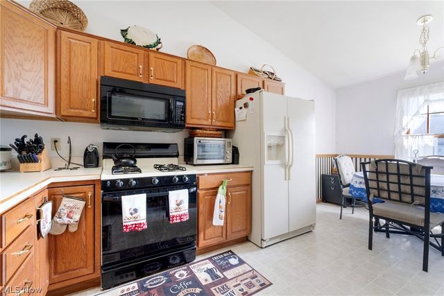 344 Myron Street, Hubbard, OH 44425