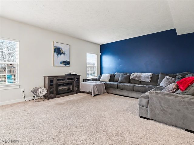 36312 Thornbury Street, North Ridgeville, OH 44039