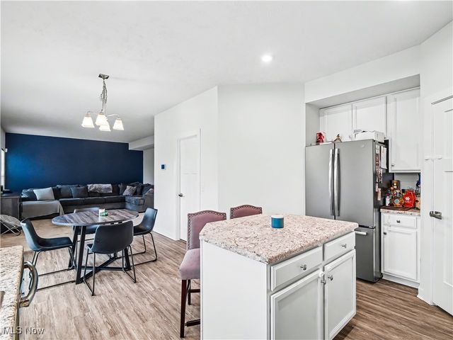 36312 Thornbury Street, North Ridgeville, OH 44039