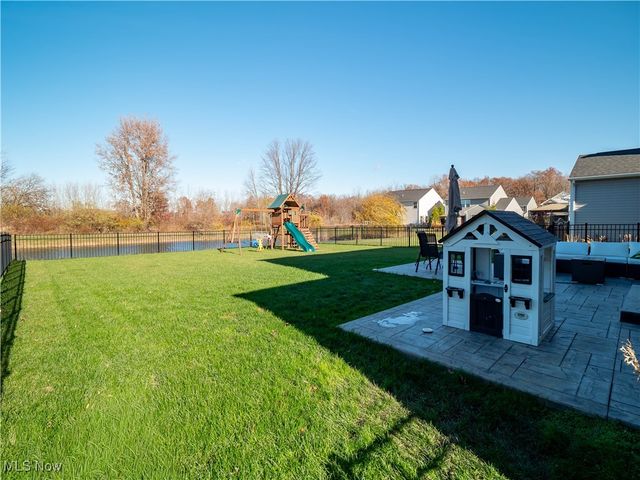 36312 Thornbury Street, North Ridgeville, OH 44039