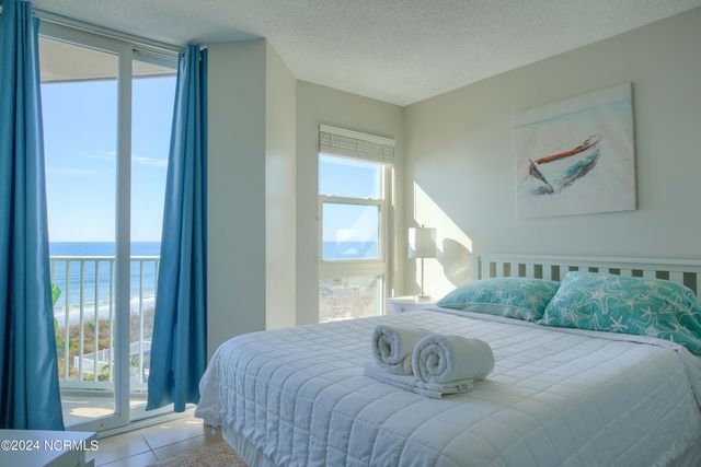 2000 New River Inlet Road 1305, North Topsail Beach, NC 28460
