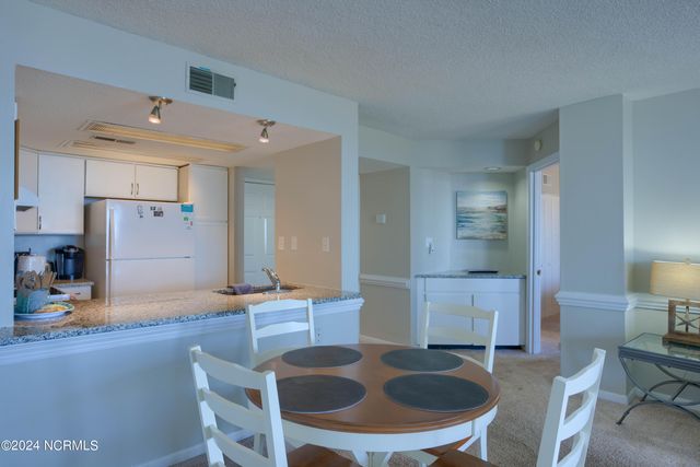 2000 New River Inlet Road 1305, North Topsail Beach, NC 28460
