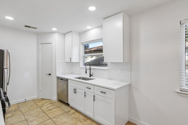 11311 Prairie Dog TRL, Austin, TX 78750