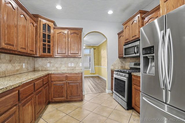 2619 S 14th Place, Broken Arrow, OK 74012