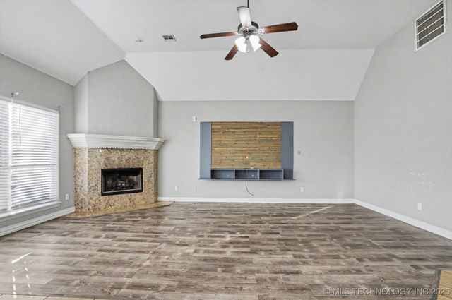 2619 S 14th Place, Broken Arrow, OK 74012