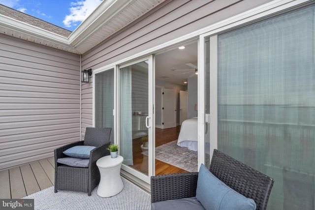 3675 1ST AVE, Edgewater, MD 21037
