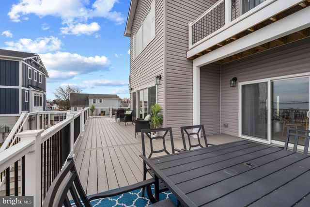 3675 1ST AVE, Edgewater, MD 21037
