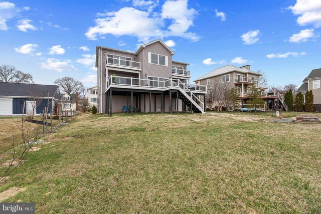 3675 1ST AVE, Edgewater, MD 21037