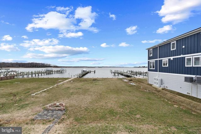 3675 1ST AVE, Edgewater, MD 21037