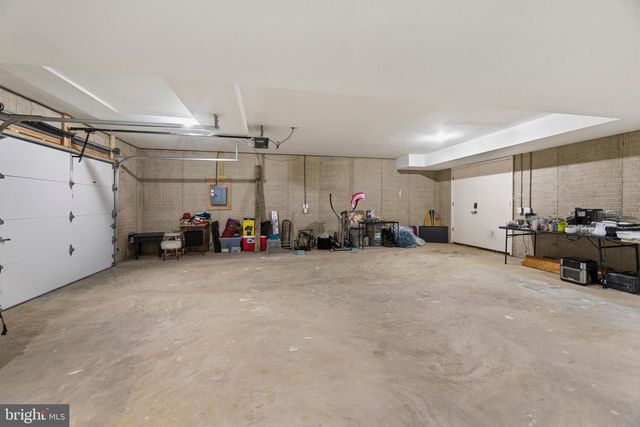 3675 1ST AVE, Edgewater, MD 21037