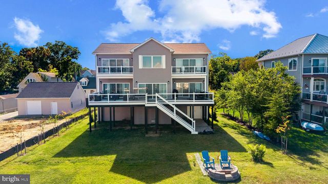 3675 1ST AVE, Edgewater, MD 21037