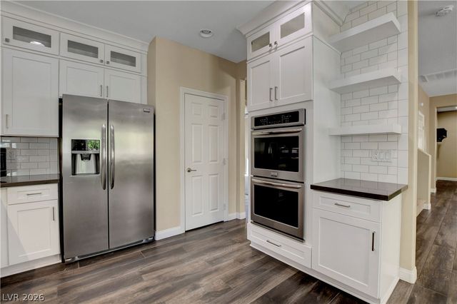 338 Shimmering Moon Street, Henderson, NV 89015