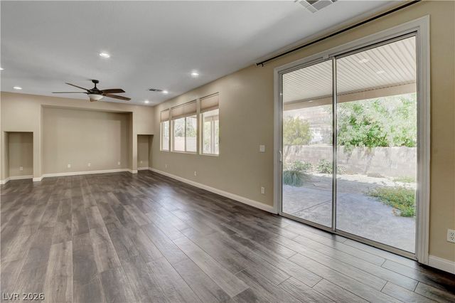 338 Shimmering Moon Street, Henderson, NV 89015