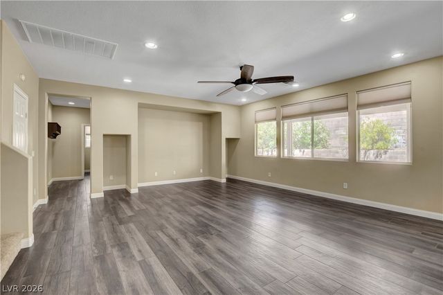 338 Shimmering Moon Street, Henderson, NV 89015