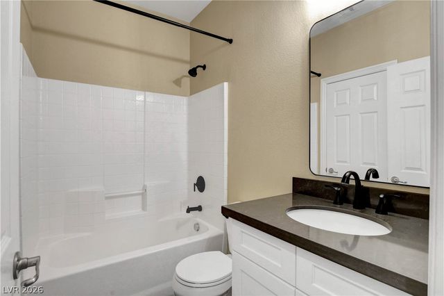 338 Shimmering Moon Street, Henderson, NV 89015