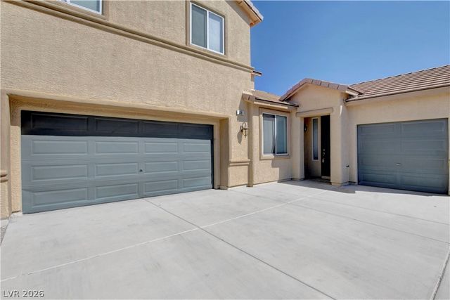 338 Shimmering Moon Street, Henderson, NV 89015