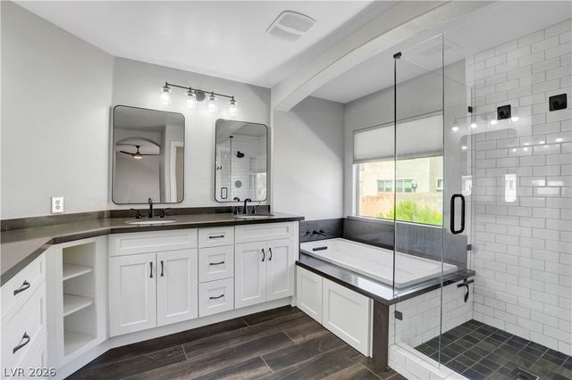 338 Shimmering Moon Street, Henderson, NV 89015