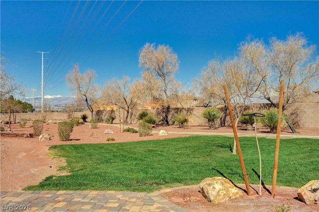 338 Shimmering Moon Street, Henderson, NV 89015