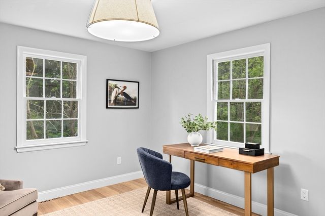 14 Spring Street, Hingham, MA 02043