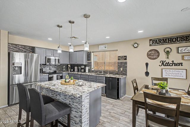2916 W GLASS Lane, Phoenix, AZ 85041