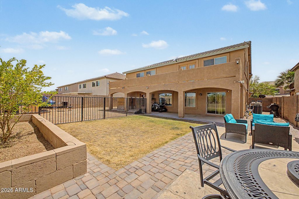 2916 W GLASS Lane, Phoenix, AZ 85041 — photo 3