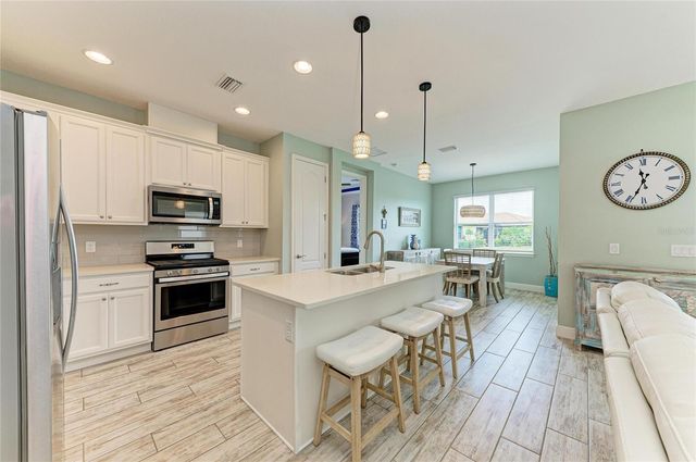 4809 TOBERMORY WAY, Bradenton, FL 34211