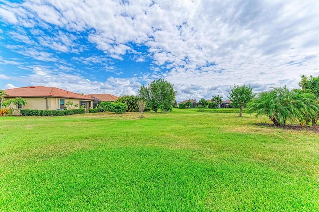 4809 TOBERMORY WAY, Bradenton, FL 34211