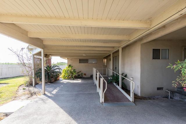 12265 E Dinuba Avenue, Selma, CA 93662