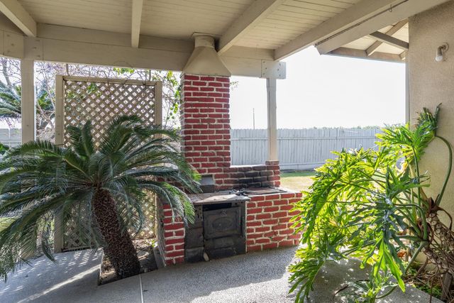 12265 E Dinuba Avenue, Selma, CA 93662