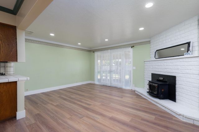 12265 E Dinuba Avenue, Selma, CA 93662