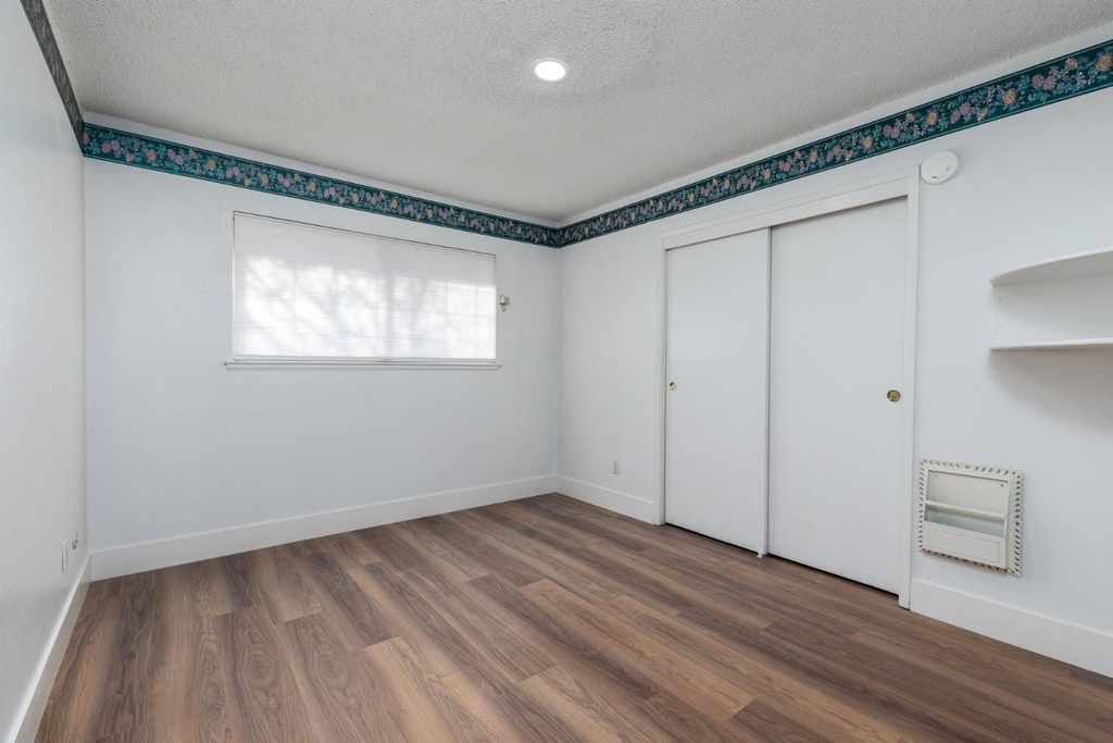 Image 10 of property listing at 12265 E Dinuba Avenue, Selma, CA 93662