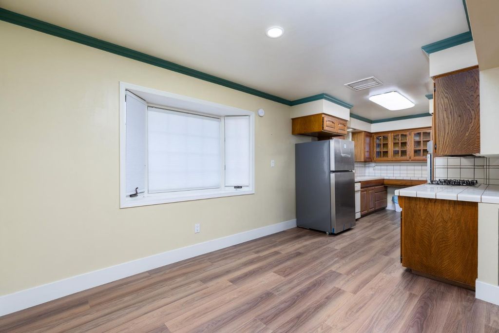 Image 25 of property listing at 12265 E Dinuba Avenue, Selma, CA 93662