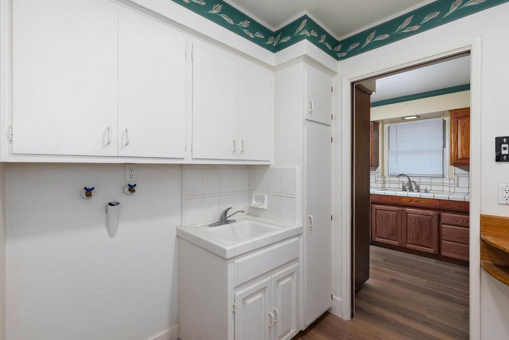 Image 31 of property listing at 12265 E Dinuba Avenue, Selma, CA 93662