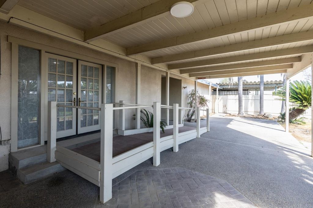 Image 43 of property listing at 12265 E Dinuba Avenue, Selma, CA 93662