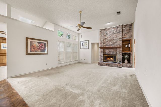 2211 Marvin Gardens Street, Arlington, TX 76011