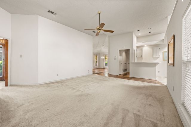 2211 Marvin Gardens Street, Arlington, TX 76011