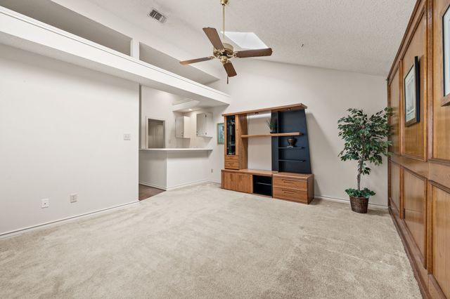 2211 Marvin Gardens Street, Arlington, TX 76011