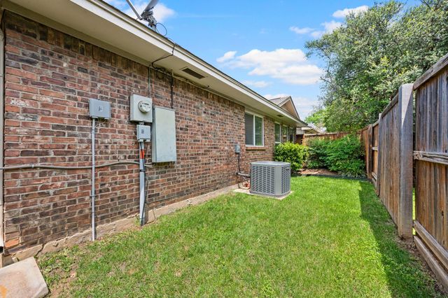 2211 Marvin Gardens Street, Arlington, TX 76011