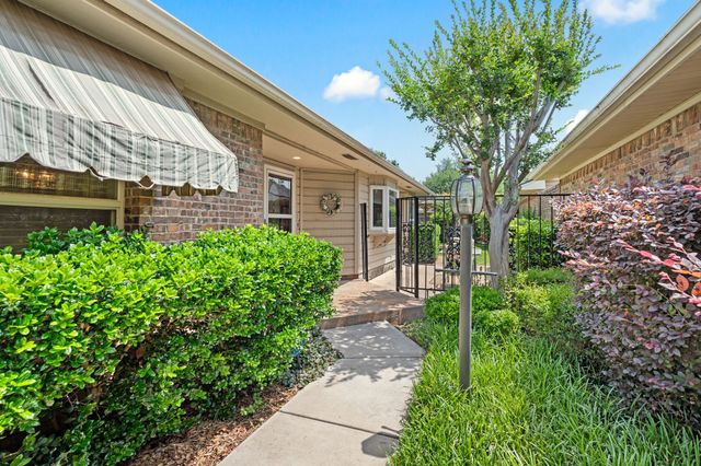 2211 Marvin Gardens Street, Arlington, TX 76011