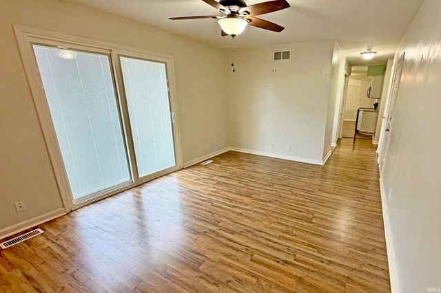 5645 Gardenia Drive, Newburgh, IN 47630