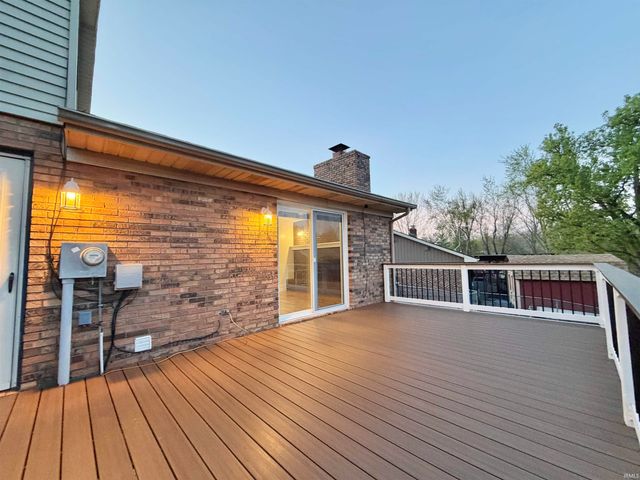 5645 Gardenia Drive, Newburgh, IN 47630