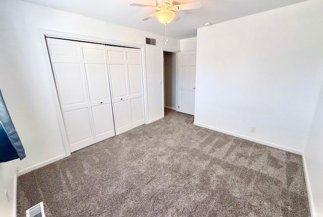 5645 Gardenia Drive, Newburgh, IN 47630