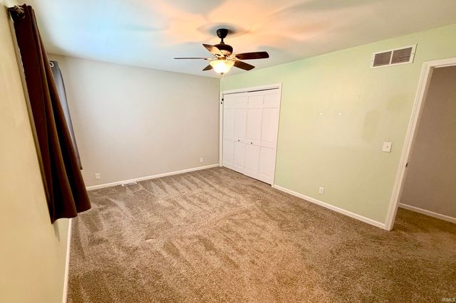 5645 Gardenia Drive, Newburgh, IN 47630