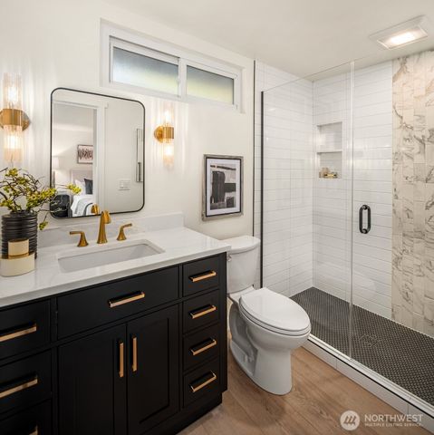 12523 NE 138th Place, Kirkland, WA 98034