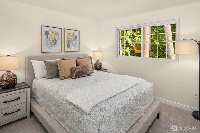 12523 NE 138th Place, Kirkland, WA 98034
