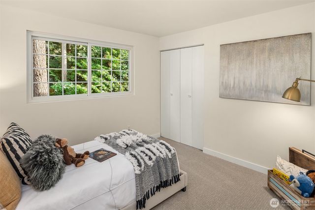 12523 NE 138th Place, Kirkland, WA 98034