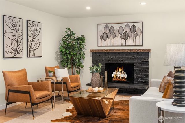 12523 NE 138th Place, Kirkland, WA 98034