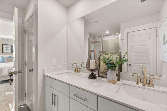 561 Sugarberry Court, Clarksville, TN 37043